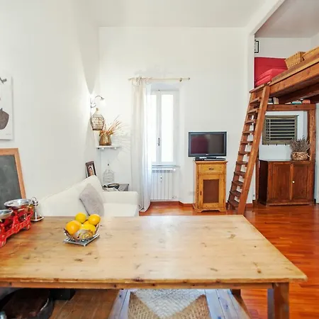A Secret Corner Apartman